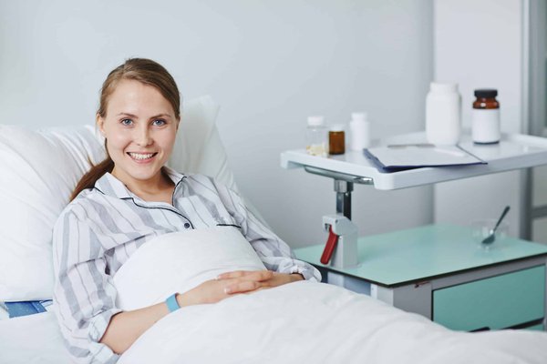 Est-il bénéfique d'installer un système de récupération de l'énergie cinétique sur une Renault Clio hybride pour augmenter l'autonomie?